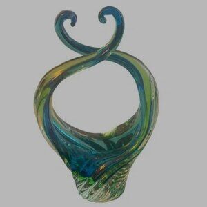 Italian Swans Hand Made Art Glass 1960’s Basket 11”x7.5”